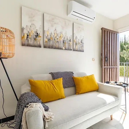 Apartment Sanders Golf - Lovely Two-bedroom With Shared Pool