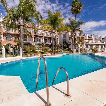Sanders Golf - Lovely Two-bedroom With Shared Pool Apartment Fuengirola
