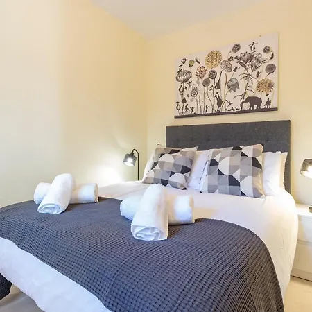 Sanders Golf - Lovely Two-bedroom With Shared Pool Apartment